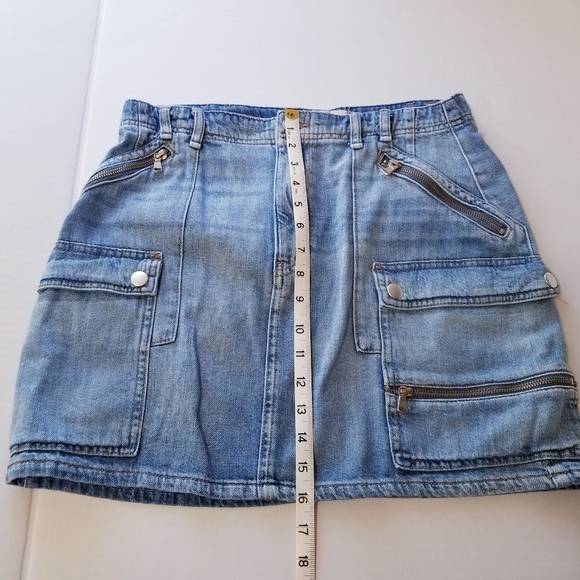 Free People | Pocket Denim Skirt, size 31 - Picture 3 of 7